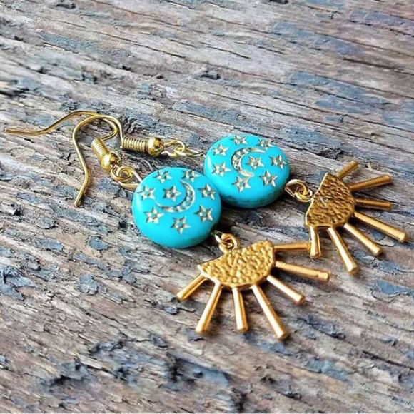 2/$30🌵 Gold Sun Turquoise Stone Crescent Moon Stars Earrings Bohemian Gift NEW - Picture 6 of 9